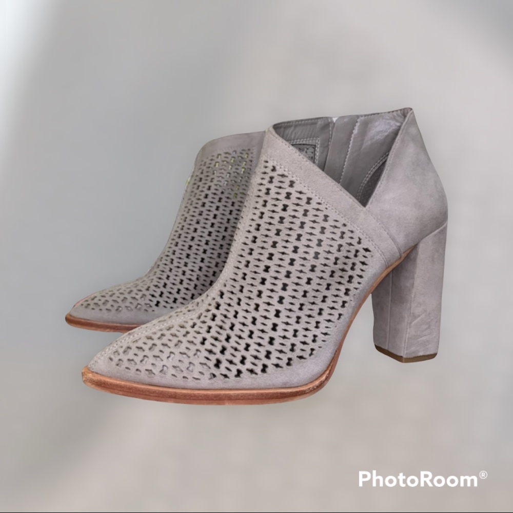 Vince Camuto Leather Suede Grey Lorva Ankle Bootie